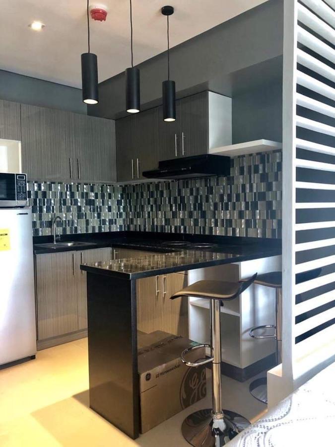 Avida-Riala Tower 2, 3 New & Stylish Studio & 1Br Condo セブ市 エクステリア 写真